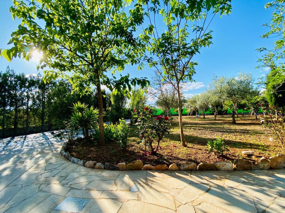 مبيت وإفطار Cálig Casa Dominaty المظهر الخارجي الصورة