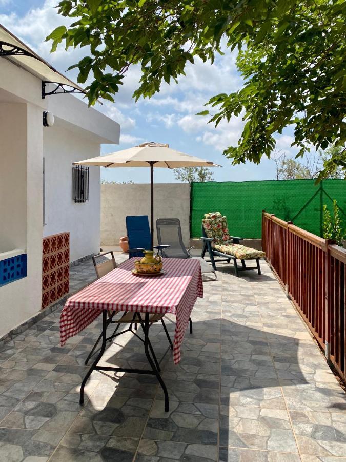 مبيت وإفطار Cálig Casa Dominaty المظهر الخارجي الصورة
